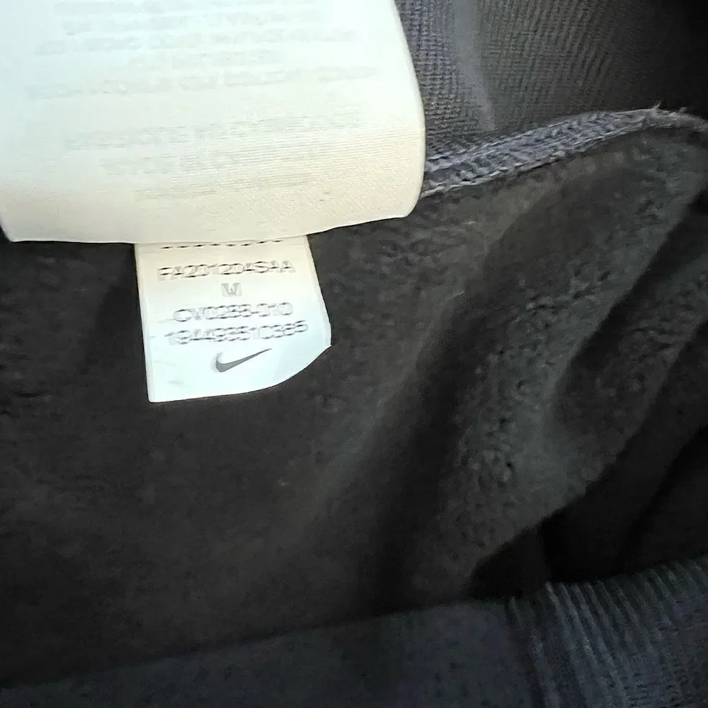 Nike euc pull